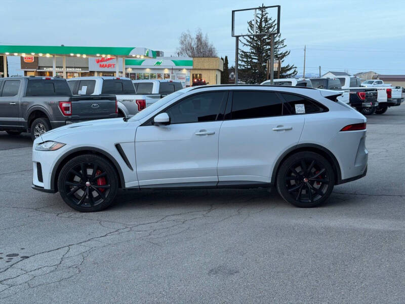 2020 Jaguar F-PACE SVR