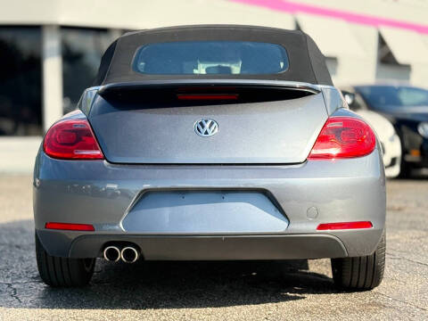 2013 Volkswagen Beetle Convertible 2.5L PZEV