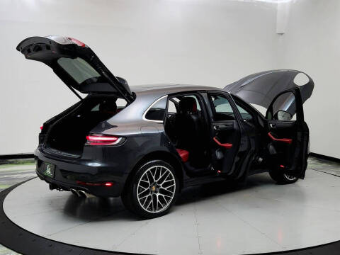 2021 Porsche Macan S