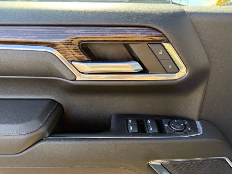 2024 GMC Sierra 1500 Elevation Standard