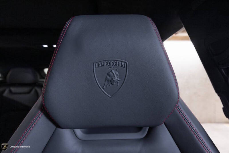 2024 Lamborghini Urus S