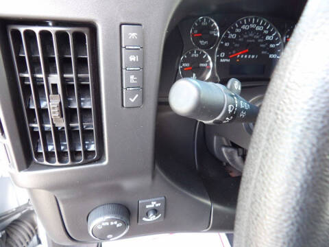 2025 Chevrolet Express 2500