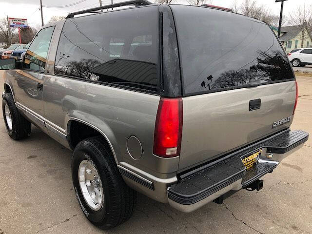 1999 Chevrolet Tahoe for sale at Extreme Auto Plaza in Des Moines, IA