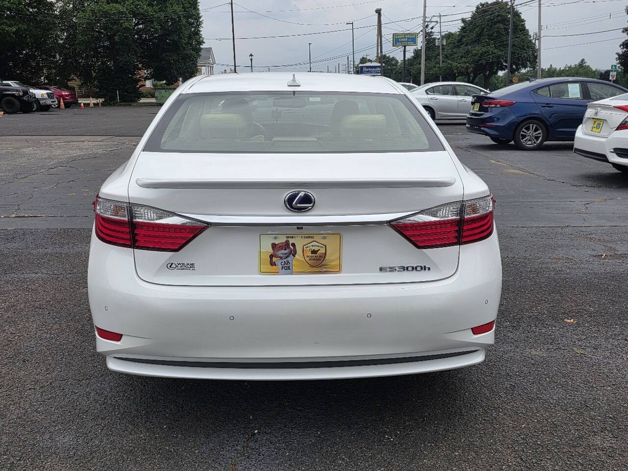 View vehicle photo 6