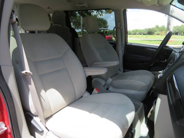 2015 Dodge Grand Caravan SE