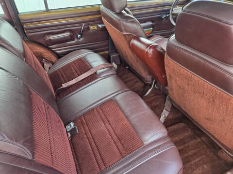 1989 Jeep Grand Wagoneer