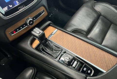 2017 Volvo XC90 T6 Inscription