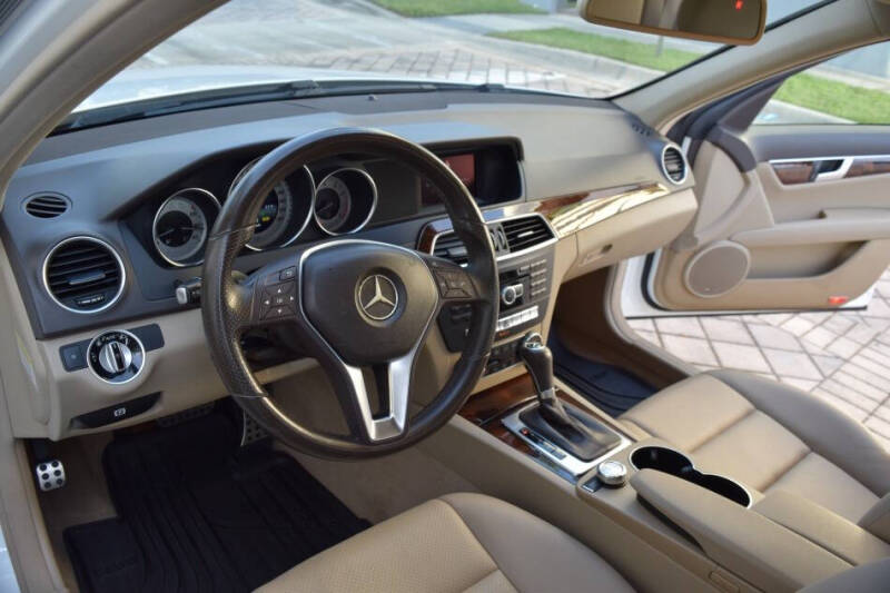 2014 Mercedes-Benz C-Class C 300 Sport 4MATIC