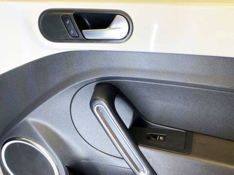 2013 Volkswagen Beetle