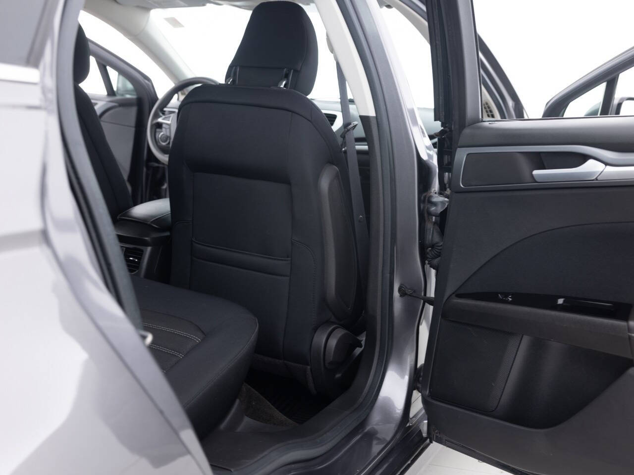 Used Car 2013 Ford Fusion  Se 4dr Sedan For Sale Under $10,000 In Coal City, Illinois