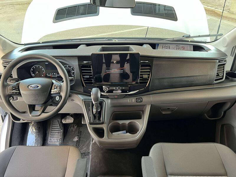 2024 Ford Transit 350 XLT