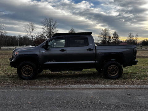2014 Toyota Tundra SR5