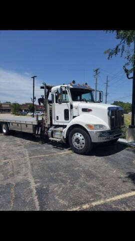 2015 Peterbilt 337