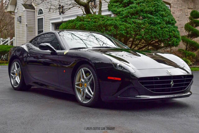 2016 Ferrari California T