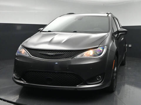 2019 Chrysler Pacifica Touring L Plus