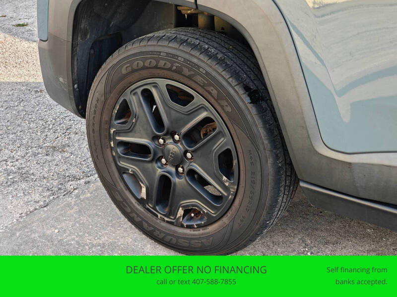 2017 Jeep Renegade Deserthawk