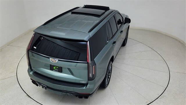 2023 Cadillac Escalade-V
