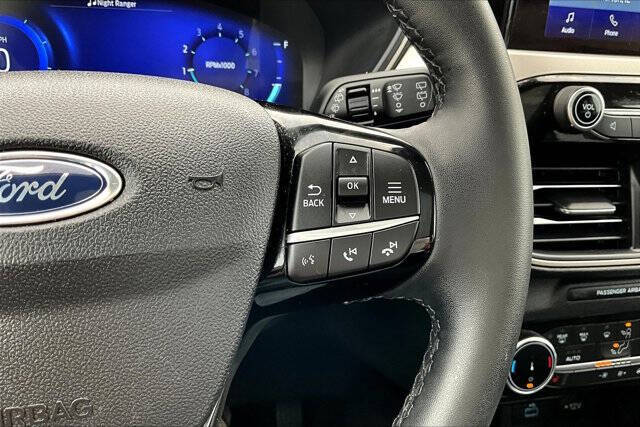 2022 Ford Escape SEL