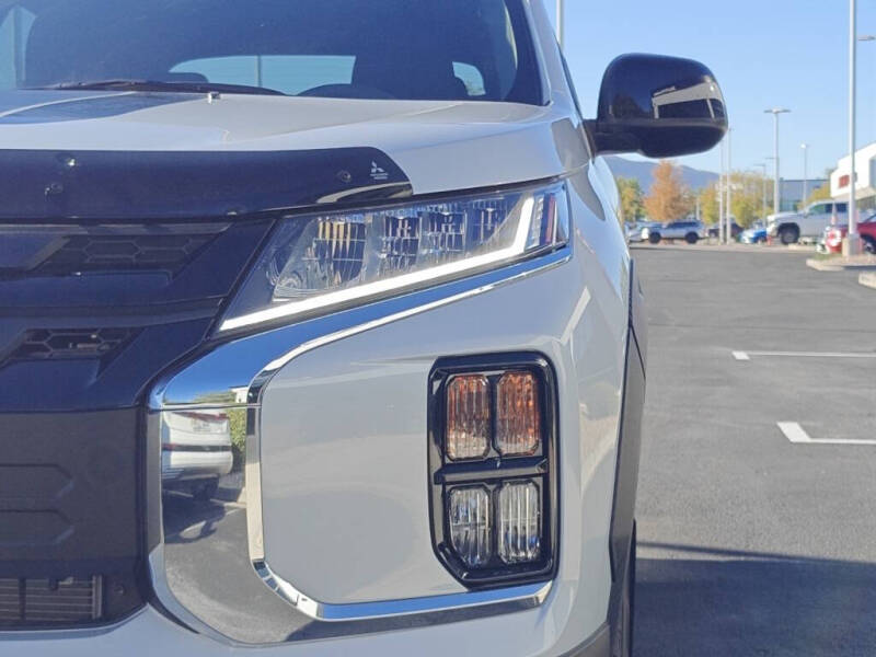 2025 Mitsubishi Outlander Sport Trail Edition