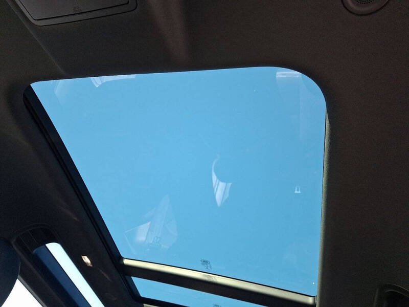 2022 Land Rover Defender 90 X-Dynamic S