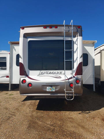 2011 Heartland Landmark