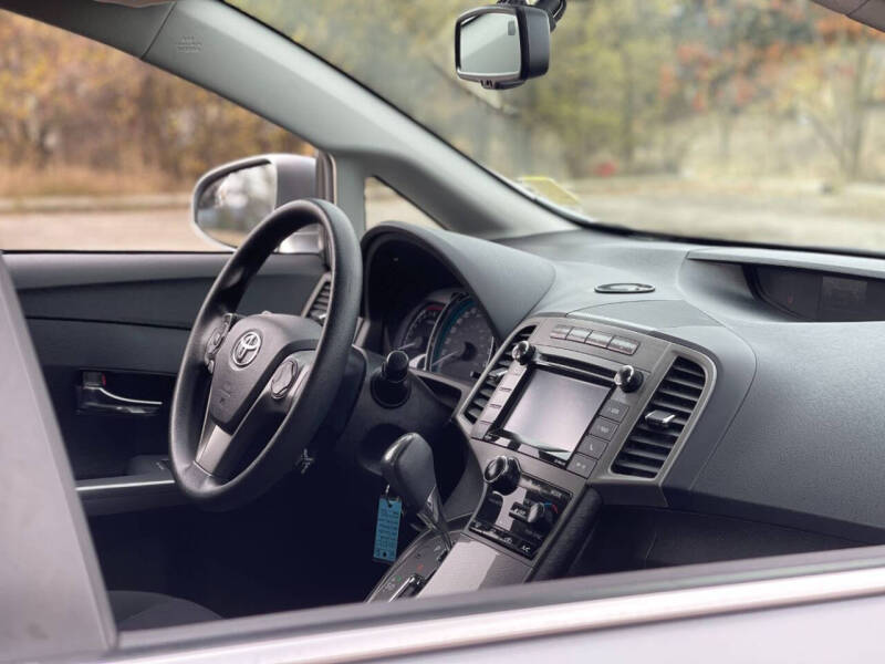 2015 Toyota Venza XLE