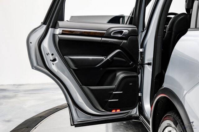 2017 Porsche Cayenne S