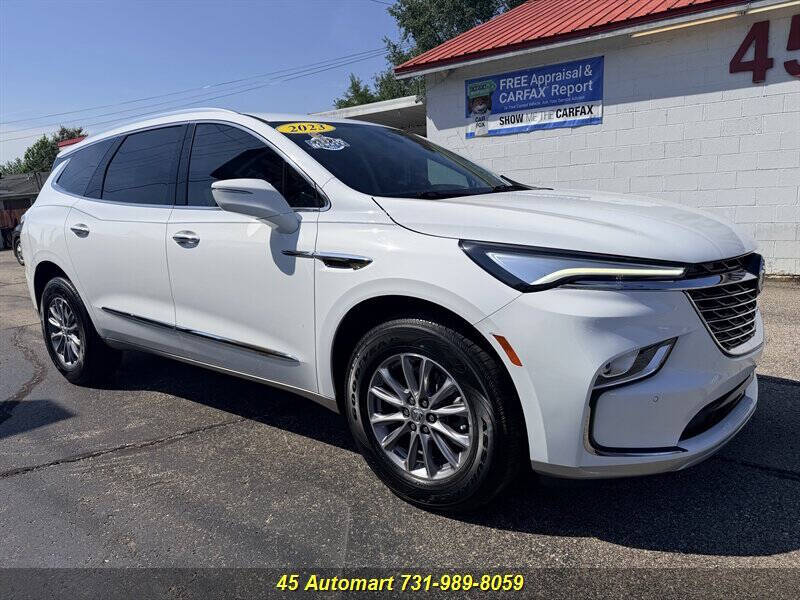 2023 Buick Enclave Essence