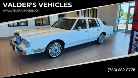 1988 Lincoln Town Car for sale at VALDER'S VEHICLES in Hinckley MN
