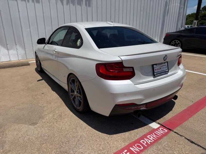 2016 BMW 2 Series M235i