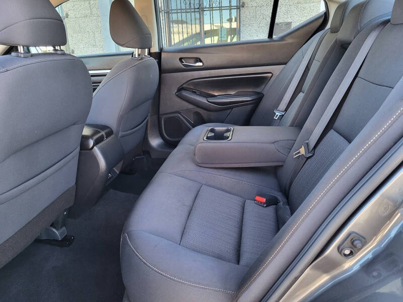 2021 Nissan Altima 2.5 SV