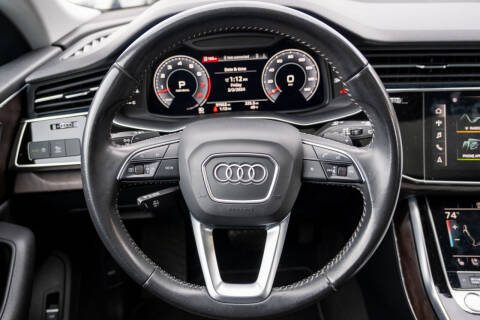 2020 Audi Q8 quattro Premium Plus 55 TFSI