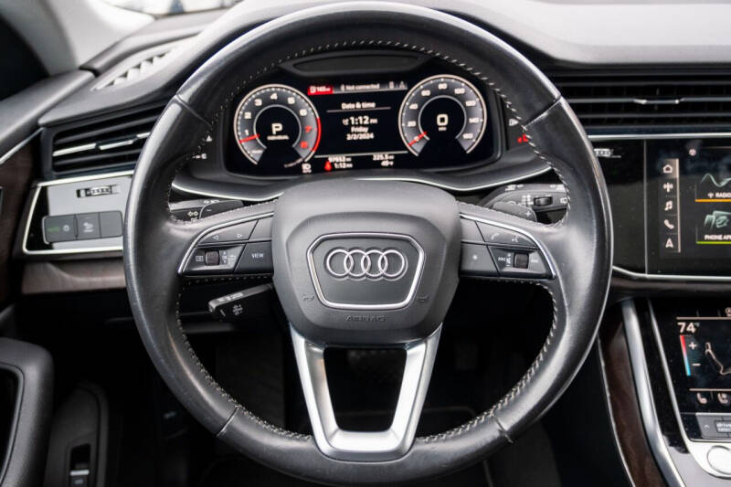 2020 Audi Q8 quattro Premium Plus 55 TFSI