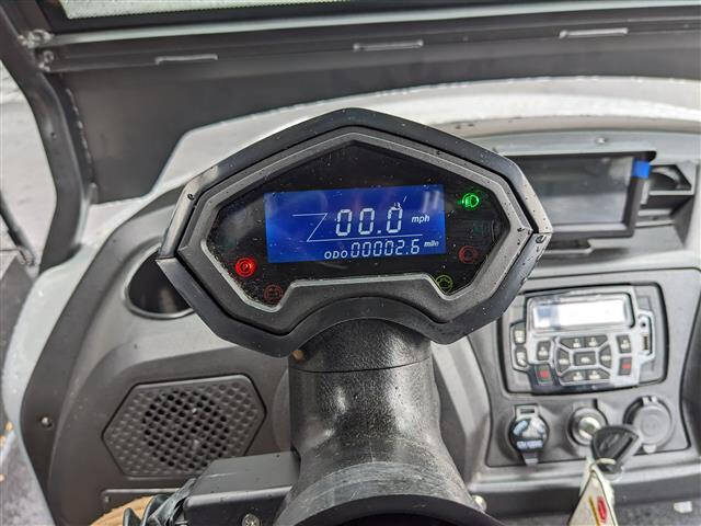 2023 Bintelli BEYOND 4PR LIFTED