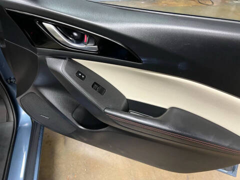 2015 Mazda MAZDA3 s Grand Touring