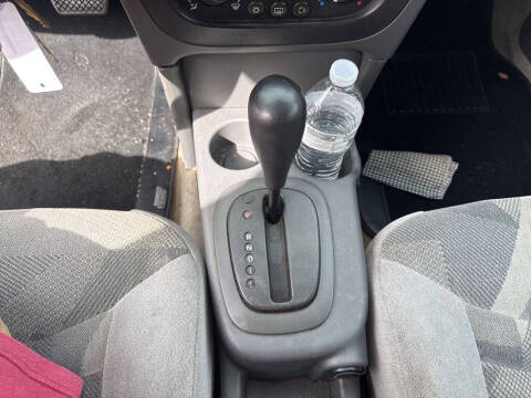 2003 Saturn Ion 3