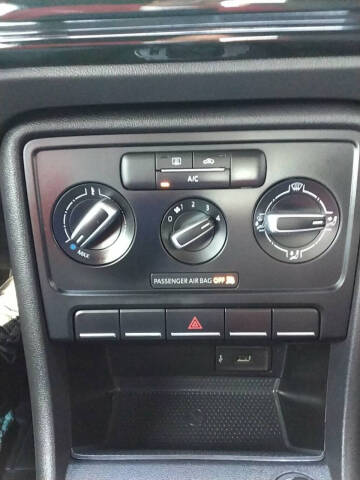 2018 Volkswagen Beetle