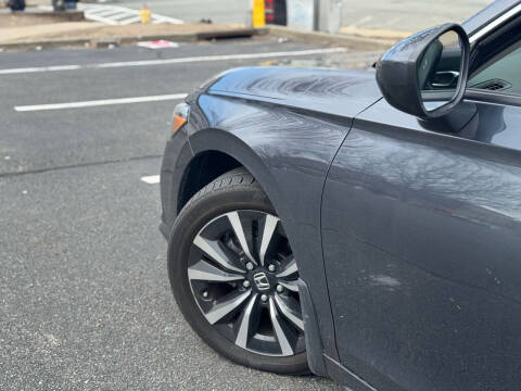 2022 Honda Civic EX-L