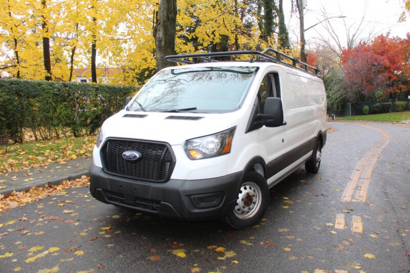 2022 Ford Transit Van Base's photo