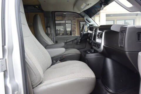 2022 Chevrolet Express 2500