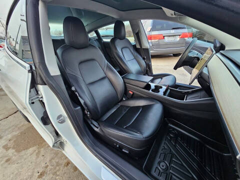 2020 Tesla Model 3 Standard Range Plus