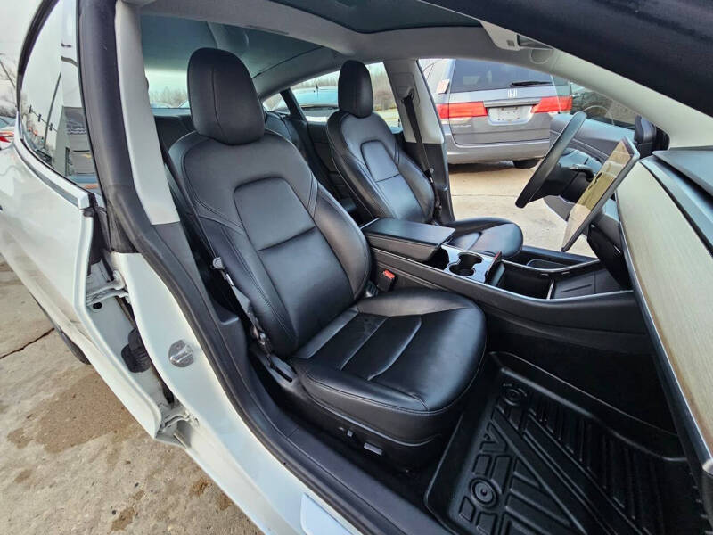 2020 Tesla Model 3 Standard Range Plus