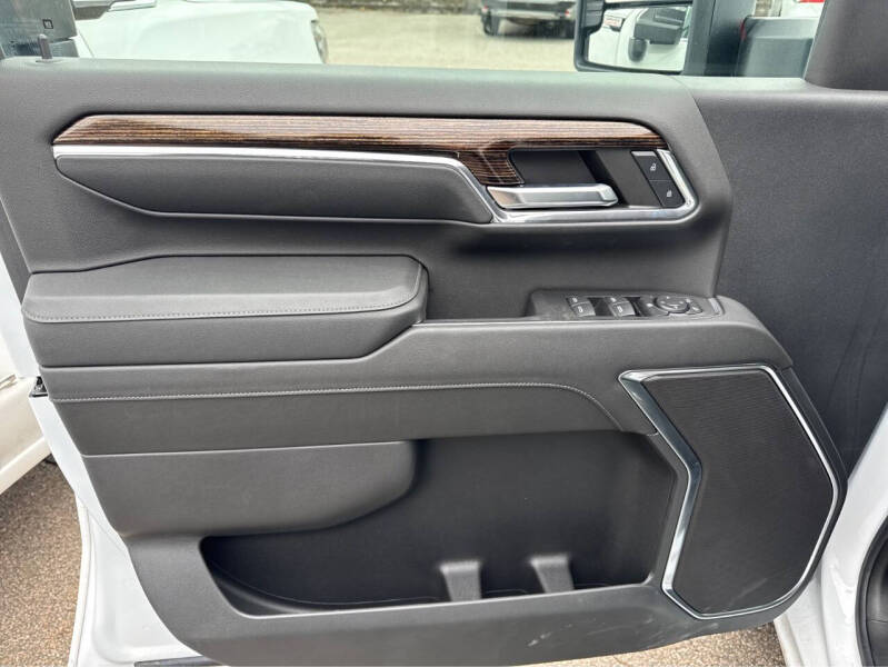 2024 GMC Sierra 2500HD SLE