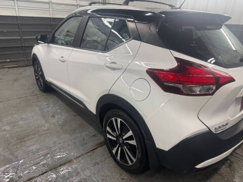 2018 Nissan Kicks SR