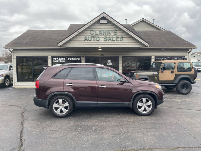 2012 Kia Sorento for sale at Clarks Auto Sales in Middletown OH