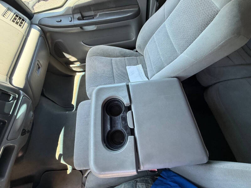 2004 Ford Excursion XLT
