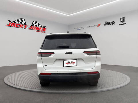 2022 Jeep Grand Cherokee L Laredo