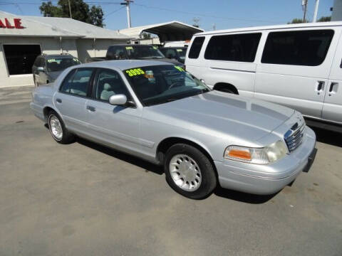 1999 Ford Crown Victoria for sale at Gridley Auto Wholesale in Gridley CA
