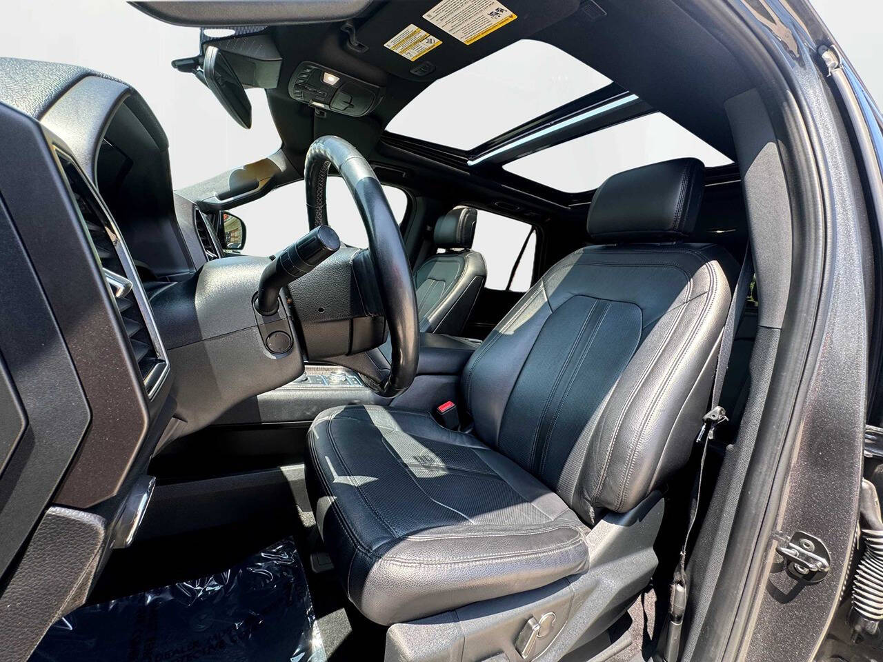 2019 Ford Expedition for sale at Extreme Car Center in Detroit, MI