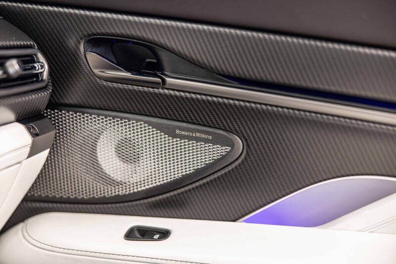 2026 Aston Martin Vanquish Volante